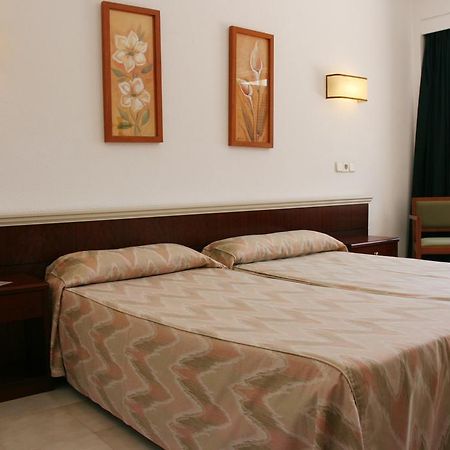 Hotel La Nina Cala Millor  Camera foto